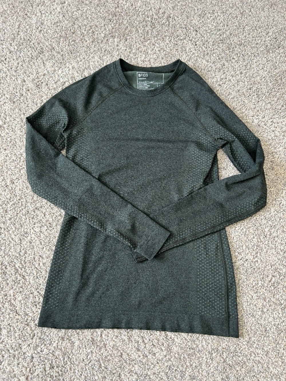 FIGS Seamless Long Sleeve in Dark Green Size XS